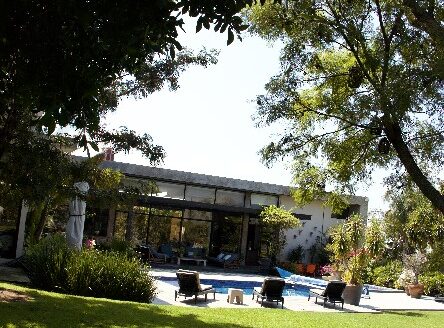 casa de Lujo en Atlixco moderna con Alberca y Jardines – El Encanto