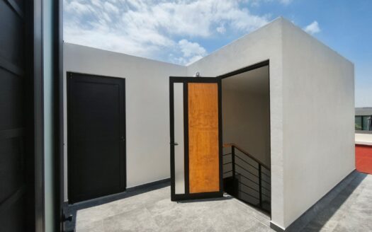 Venta casa Nueva recámara planta baja | jardin grande | Lomas de Angelópolis III