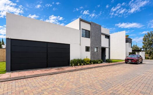 Casa en Venta San José Xilotzingo Puebla | Jardín y Roof Garden Fraccionamiento residencial