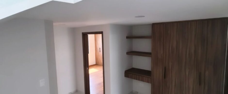 Casa en Venta en Lomas de Angelópolis Parque Colima | 4 Recámaras, Jacuzzi, Terraza y Roof Garden | Puebla