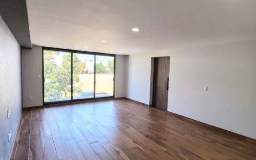 Casa en Venta en Lomas de Angelópolis Parque Colima | 4 Recámaras, Jacuzzi, Terraza y Roof Garden | Puebla