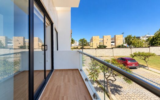 Casa en Venta en Lomas de Angelópolis III | Dos Dobles Alturas, Terrazas y Roof Garden
