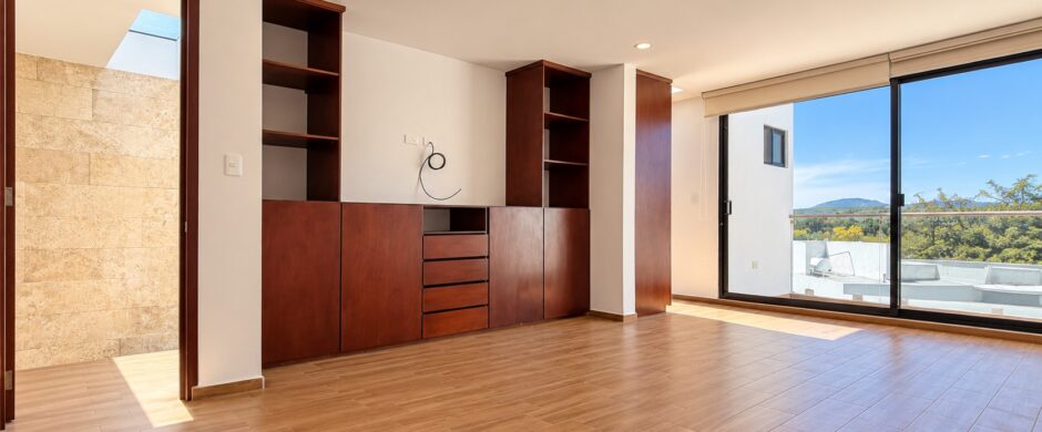 Casa en Venta en Lomas de Angelópolis III | Dos Dobles Alturas, Terrazas y Roof Garden