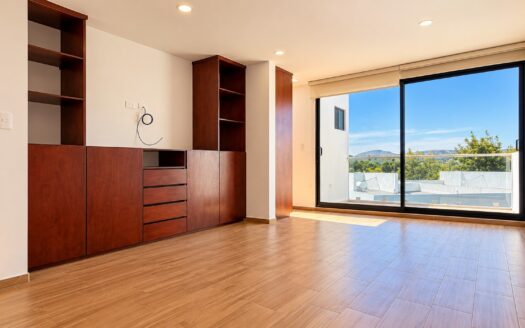 Casa en Venta en Lomas de Angelópolis III | Dos Dobles Alturas, Terrazas y Roof Garden