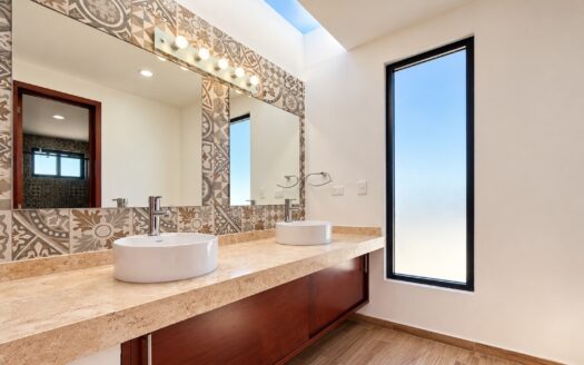 Casa en Venta en Lomas de Angelópolis III | Dos Dobles Alturas, Terrazas y Roof Garden