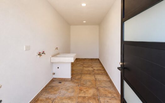 Casa en Venta en Lomas de Angelópolis III | Dos Dobles Alturas, Terrazas y Roof Garden