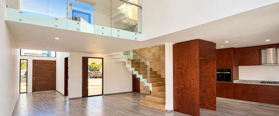 Casa en Venta en Lomas de Angelópolis III | Dos Dobles Alturas, Terrazas y Roof Garden