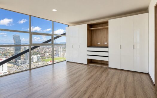 Renta Departamento Torres Uma Angelópolis Puebla | Piso Alto, 2 Recámaras, Vista Panorámica