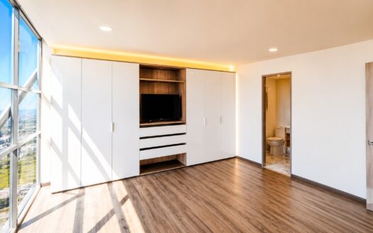 Renta Departamento Torre Uma Angelópolis Puebla | Piso Alto, 2 Recámaras, Vista Panorámica