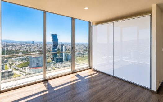 Renta departamento Torre UMA Angelópolis Puebla | Piso Alto, 2 Recámaras, Vista Panorámica