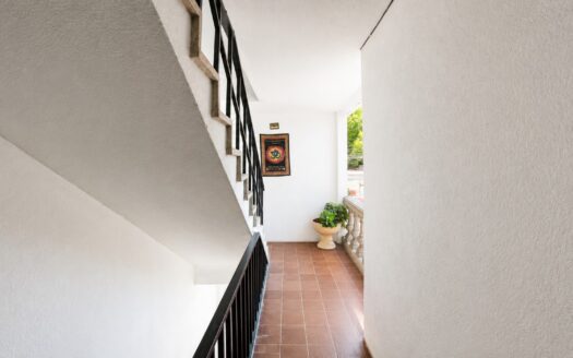 Edificio en Venta La Paz Puebla a Pasos de Av. Juárez | Ideal Oficinas o Notaría con Estacionamiento