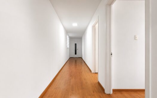 Edificio en Venta La Paz Puebla a Pasos de Av. Juárez | Ideal Oficinas o Notaría con Estacionamiento