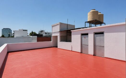 Edificio en Venta La Paz Puebla a Pasos de Av. Juárez | Ideal Oficinas o Notaría con Estacionamiento
