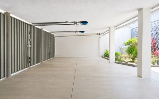 Edificio en Venta La Paz Puebla a Pasos de Av. Juárez | Ideal Oficinas o Notaría con Estacionamiento