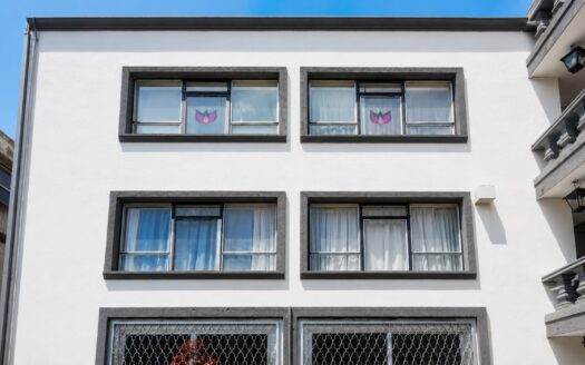 Edificio en Venta La Paz Puebla a Pasos de Av. Juárez | Ideal Oficinas o Notaría con Estacionamiento