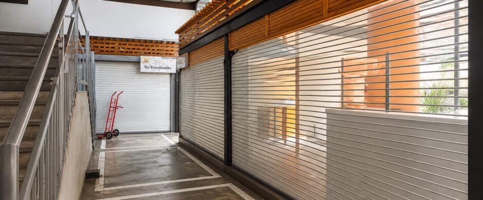 Renta Local Comercial Sonata Lomas Angelópolis Puebla | 882 m² con Mezzanine Ideal Agencia de Autos