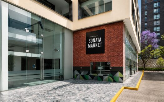Renta Local Comercial Sonata Lomas Angelópolis Puebla | 882 m² con Mezzanine Ideal Agencia de Autos