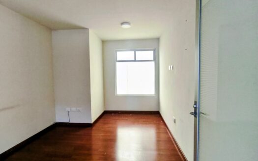 Oficinas en renta en 25 Poniente, Puebla | 240 m² en esquina con estacionamiento