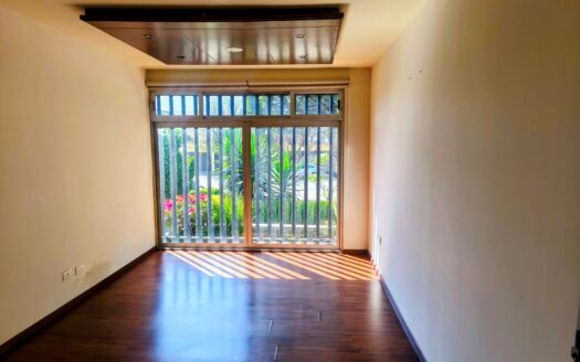 Oficinas en renta en 25 Poniente, Puebla | 240 m² en esquina con estacionamiento