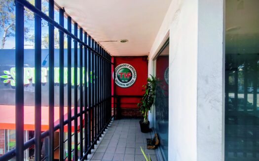 Oficinas en renta en 25 Poniente, Puebla | 240 m² en esquina con estacionamiento