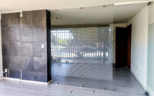 Oficinas en renta en 25 Poniente, Puebla | 240 m² en esquina con estacionamiento
