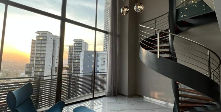 Penthouse Amueblado en Renta en Sonata Puebla | 2 Recámaras, Doble Altura y Servicios Incluidos