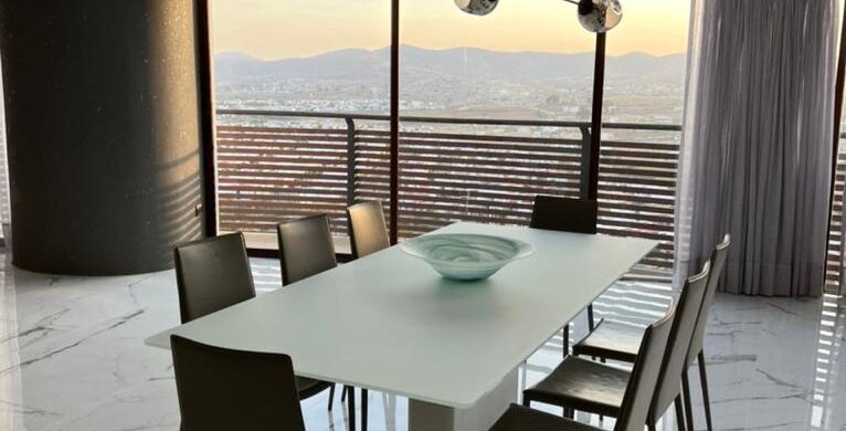 Penthouse Amueblado en Renta en Sonata Puebla | 2 Recámaras, Doble Altura y Servicios Incluidos