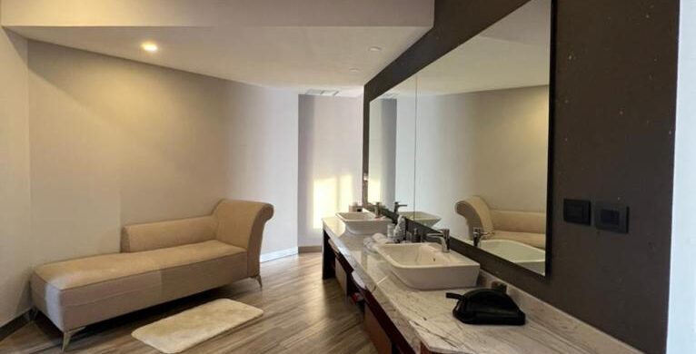 Penthouse Amueblado en Renta en Sonata Puebla | 2 Recámaras, Doble Altura y Servicios Incluidos