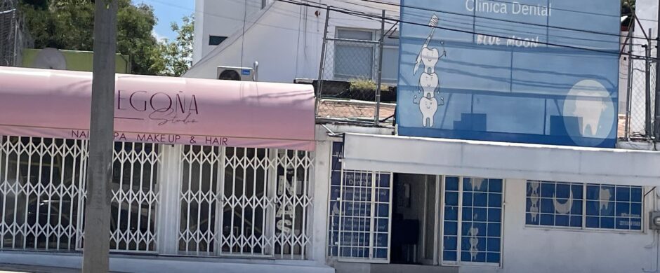 Casa con dos locales comerciales en remate judicial en Belisario Domínguez, Puebla