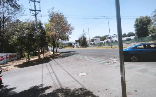 renta terreno en esquina sobre av.forjadores puebla