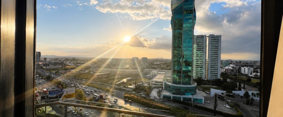 Renta Departamento amueblado Adamant I angelopolis Puebla | 1 Recámara, Terraza y 56 m²