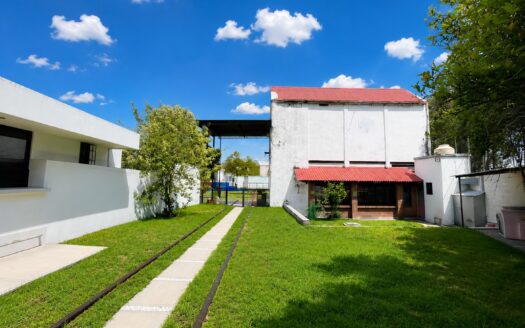 Terreno Industrial y Logístico en Renta sobre Héroes de Nacozari | 3,513 m² con Oficinas, Patio de Maniobras