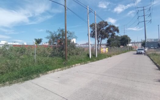 Terreno en Venta en Lateral Periférico La Carcaña, Cholula: ¡Magnífica Ubicación Comercial y Residencial!