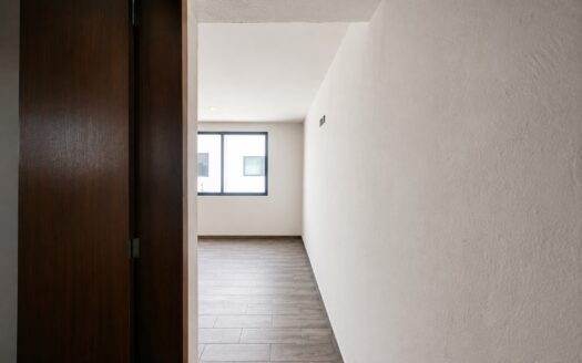 Casa Nueva Residencial en Venta en Recta a Cholula Puebla | Doble Altura, Roof Garden y Jardín