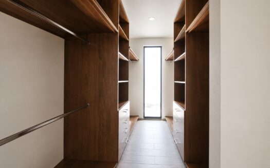 Casa Nueva Residencial en Venta en Recta a Cholula Puebla | Doble Altura, Roof Garden y Jardín