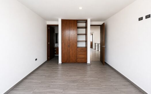 Venta casa nueva en Recta a Cholula Puebla | Diseño Moderno, Roof Garden y Paneles Solares