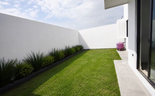 Venta casa nueva en Recta a Cholula Puebla | Diseño Moderno, Roof Garden y Paneles Solares