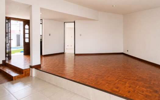 Casa en Venta de un nivel en Camino Real a Cholula puebla con Alberca | 410 m²