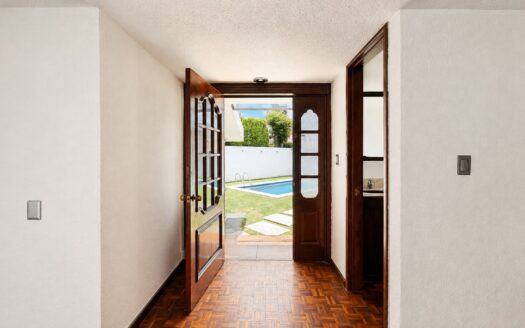 Casa en Venta de un nivel en Camino Real a Cholula puebla con Alberca | 410 m²