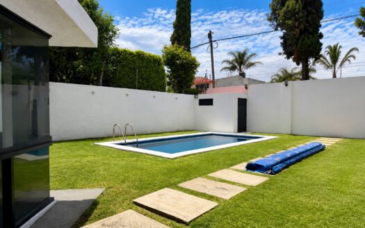 Casa en Venta de un nivel en Camino Real a Cholula puebla con Alberca | 410 m²