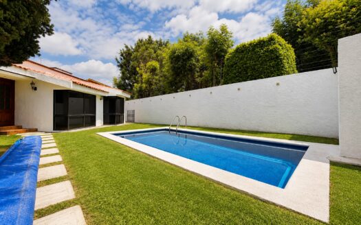Casa en Venta de un nivel en Camino Real a Cholula puebla con Alberca | 410 m²
