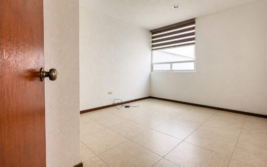 Casa en Venta la Carcaña Cholula Puebla en fraccionamiento residencial