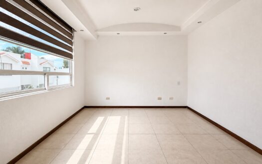Casa en Venta la Carcaña Cholula Puebla en fraccionamiento residencial