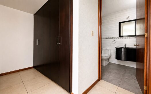 Casa en Venta la Carcaña Cholula Puebla en fraccionamiento residencial