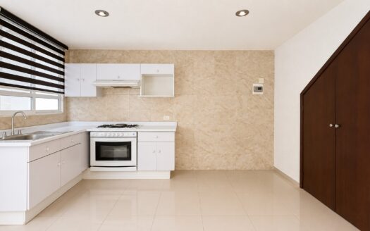 Casa en Venta la Carcaña Cholula Puebla en fraccionamiento residencial