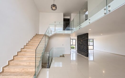 Casa en Venta en Lomas de Angelópolis II Puebla con Roof Garden | $8.5 MDP