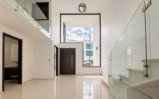 Casa en Venta en Lomas de Angelópolis II Puebla con Roof Garden | $8.5 MDP
