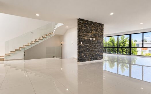 Casa en Venta en Lomas de Angelópolis II Puebla con Roof Garden | $8.5 MDP