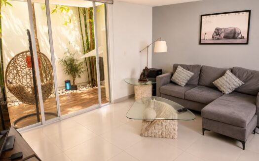 renta Departamento Amueblado en Zibatá | 105 m² | Doble Altura | Alberca