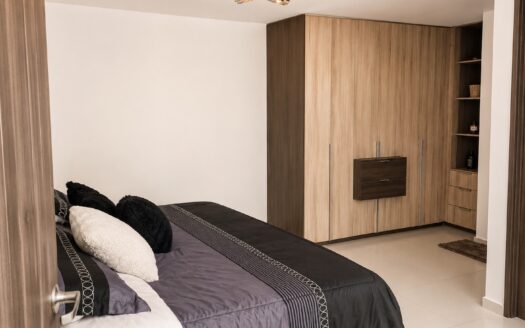 renta Departamento Amueblado en Zibatá | 105 m² | Doble Altura | Alberca